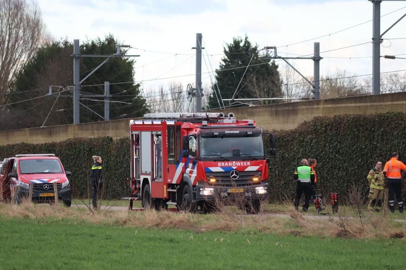Goederentrein met rookontwikkeling strandt in tunnel te Zevenaar